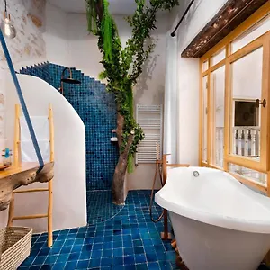 رياد Mama Lova Hotel, Riad, Restaurant & *****